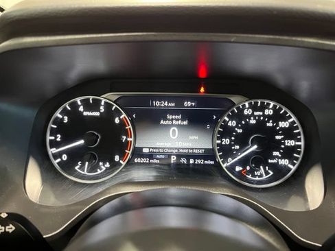 Used 2024 Nissan Rogue S AWD/4WD image 24