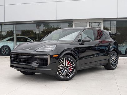 New 2025 Porsche Cayenne Turbo