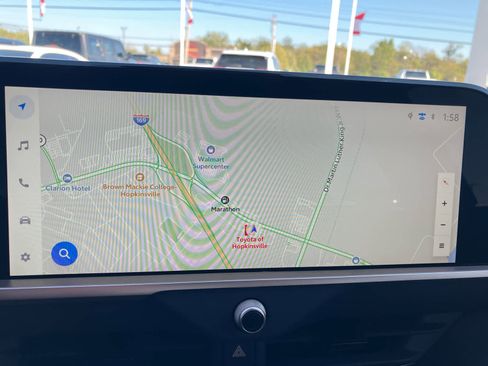 Used 2025 Toyota Crown Platinum image 27