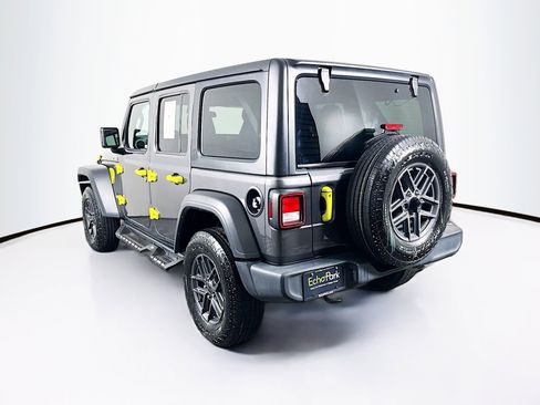 Used 2024 Jeep Wrangler Sport S image 5