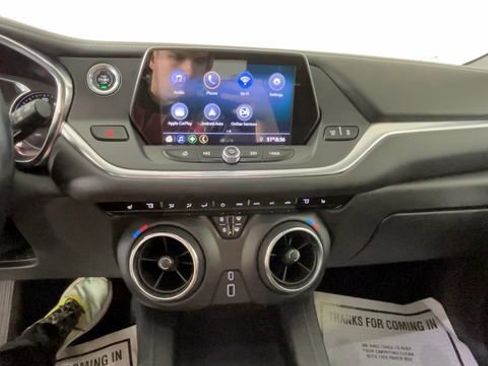 Used 2019 Chevrolet Blazer LT FWD image 33