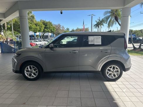 Used 2024 Kia Soul LX w/ Option Group 015 FWD image 39