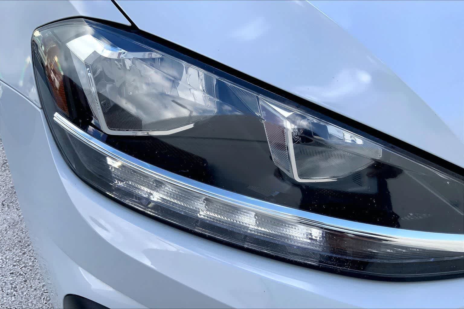 Used 2019 Volkswagen GTI S FWD image 31