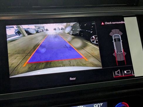 New 2025 Audi Q3 2.0T Premium image 14