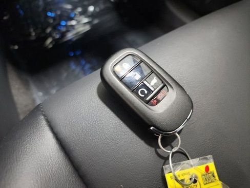 Used 2024 Toyota RAV4 XSE w/ Advanced Technology Package AWD/4WD image 39