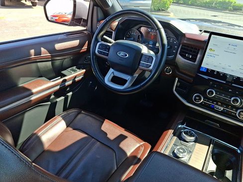 Used 2024 Ford Expedition Max Limited AWD/4WD image 15