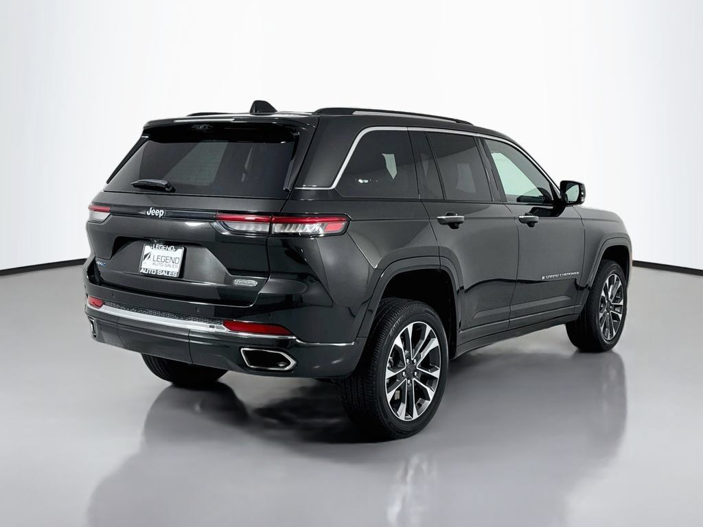Used 2023 Jeep Grand Cherokee Overland w/ Advanced Protech Group III AWD/4WD image 5