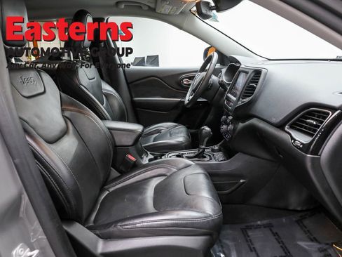 Used 2023 Jeep Cherokee Altitude Lux image 24