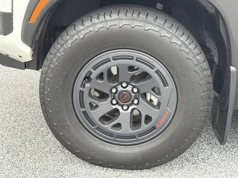 Certified 2026 Nissan Frontier PRO-4X w/ Pro-4x Convenience Package AWD/4WD image 34