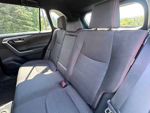 Used 2025 Toyota RAV4 SE AWD/4WD image 11