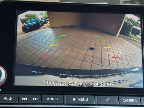 Used 2025 Nissan Altima 2.5 SV FWD image 23