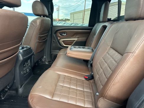 Used 2021 Nissan Titan Platinum Reserve w/ Moonroof Package image 14
