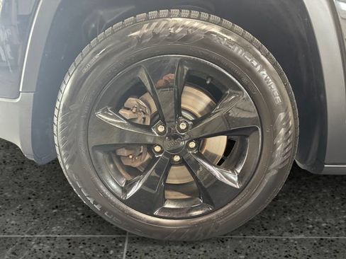 Used 2016 Jeep Cherokee High Altitude AWD/4WD image 27
