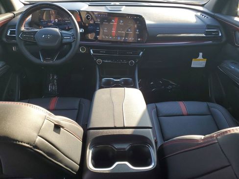 New 2026 Chevrolet Traverse RS w/ LPO, Floor Liner Package image 11