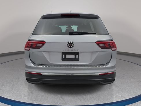 Used 2023 Volkswagen Tiguan SE FWD image 6