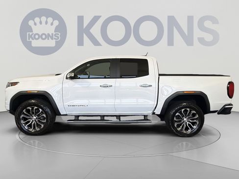 Used 2023 GMC Canyon Denali AWD/4WD image 2