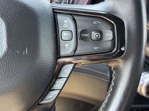 Used 2022 RAM 1500 Limited AWD/4WD image 21