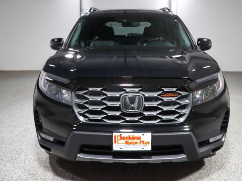Used 2023 Honda Passport TrailSport image 4