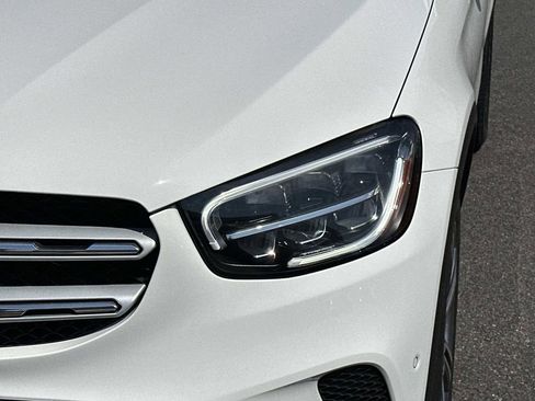 Used 2021 Mercedes-Benz GLC 300 4MATIC w/ Premium Package image 8