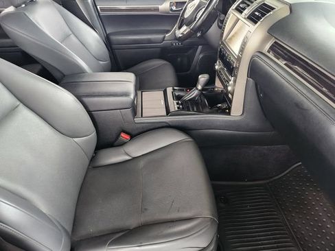 Used 2021 Lexus GX 460 Premium w/ Premium Plus Package AWD/4WD image 12