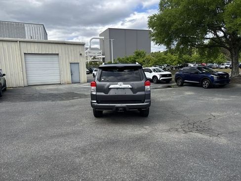 Used 2012 Toyota 4Runner SR5 w/ Convenience Pkg AWD/4WD image 6