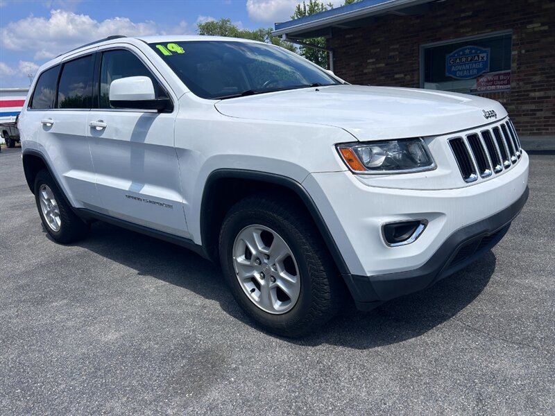 Used 2014 Jeep Grand Cherokee Laredo w/ Quick Order Package 23E AWD/4WD image 1