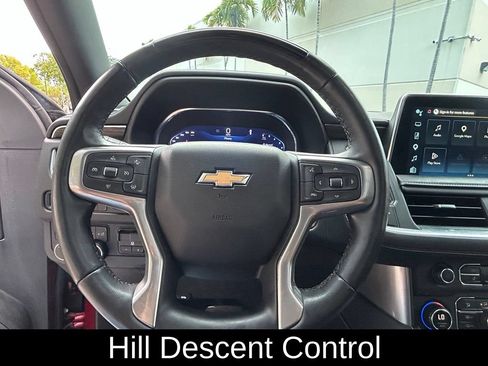 Used 2023 Chevrolet Suburban Premier w/ Advanced Technology Package AWD/4WD image 19