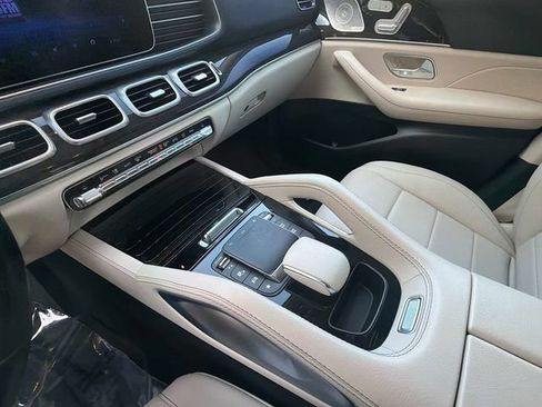 Used 2021 Mercedes-Benz GLE 350 4MATIC image 26