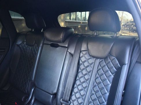 Used 2018 Audi SQ5 Premium Plus w/ S Sport Package image 33