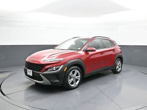 Used 2023 Hyundai Kona SEL w/ Convenience Package image 1