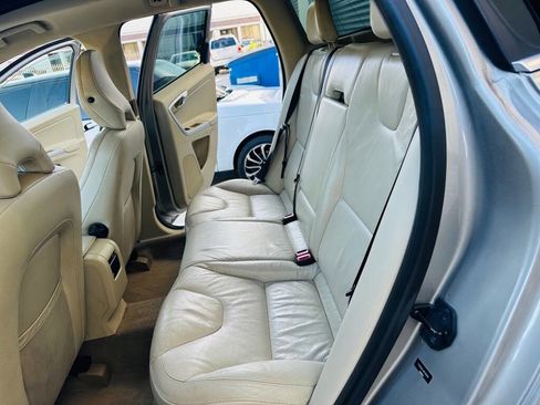 Used 2011 Volvo XC60 3.2 image 19