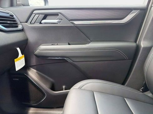 New 2026 GMC Acadia Elevation w/ Black Edition FWD image 22