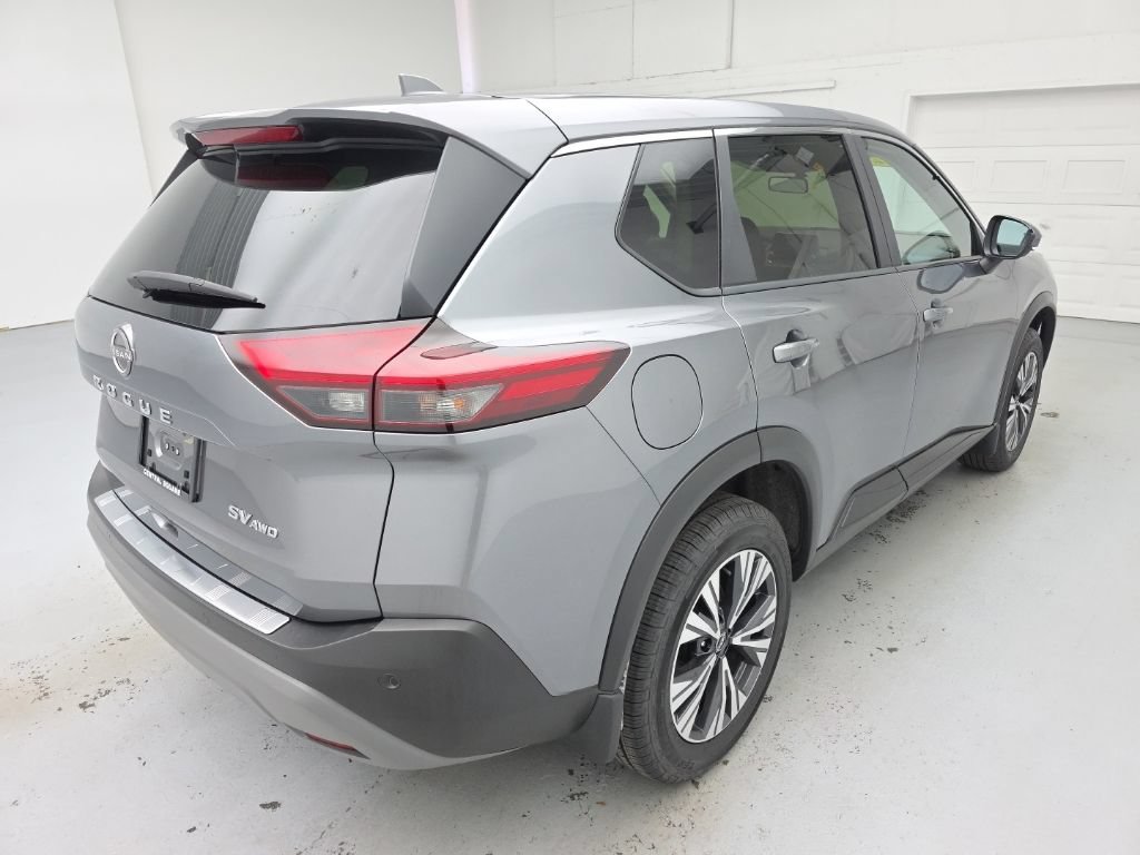 Used 2023 Nissan Rogue SV AWD/4WD image 11