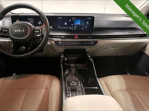 Used 2025 Kia Sorento S FWD image 18