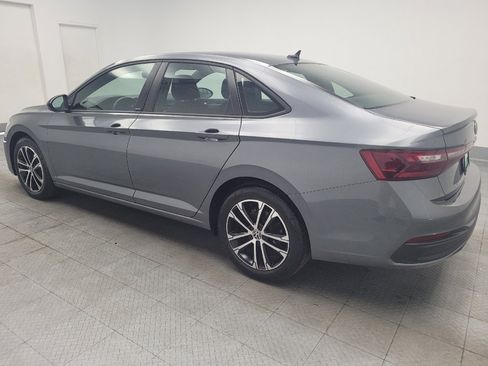 Used 2025 Volkswagen Jetta Sport FWD image 3