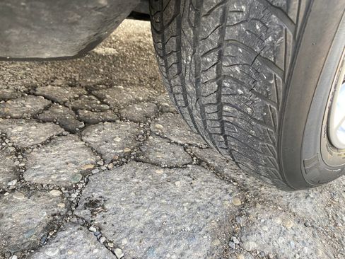 Used 2019 Jeep Renegade Latitude FWD image 31
