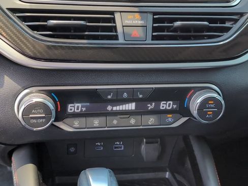 Used 2023 Nissan Altima 2.0 SR FWD image 19