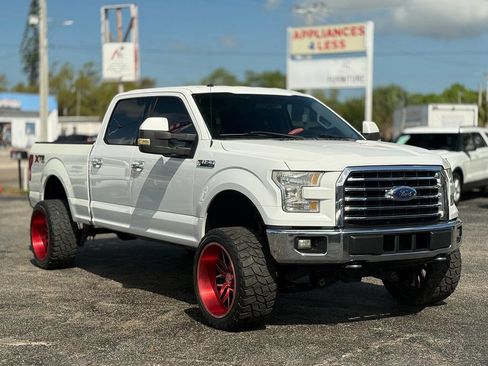 Used 2017 Ford F150 XLT w/ XTR Package image 12