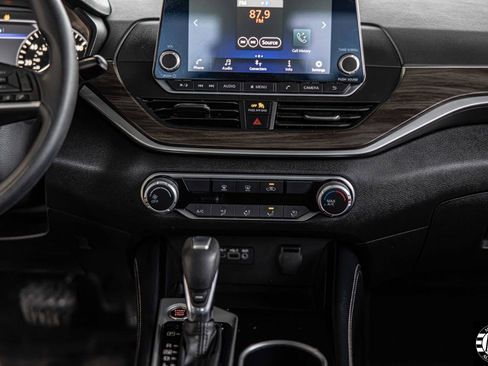 Used 2023 Nissan Altima 2.5 SV image 26