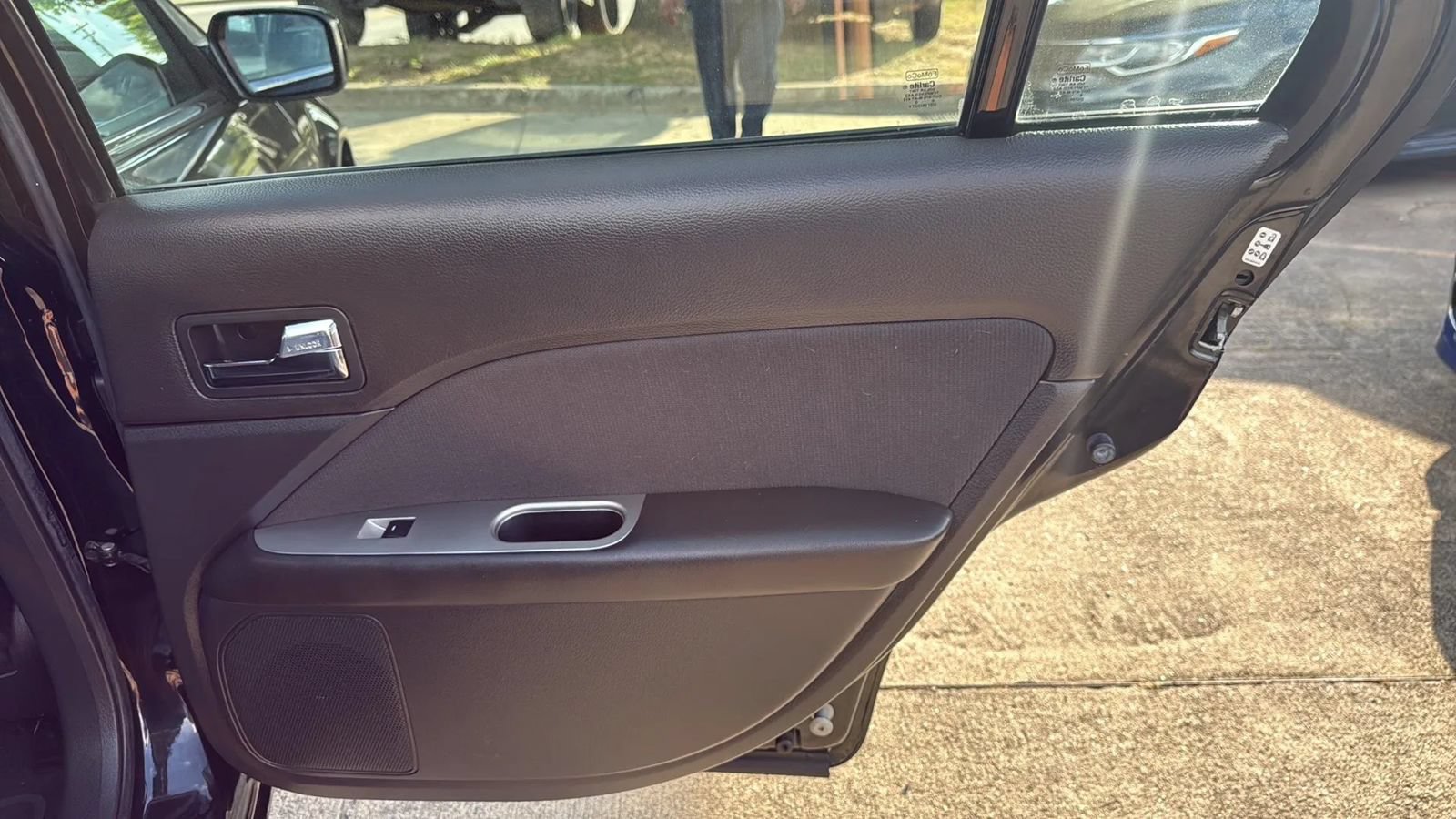 Used 2010 Ford Fusion Hybrid FWD image 18