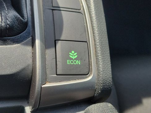 Used 2019 Honda Civic Sport image 28