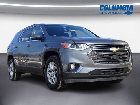 Used 2019 Chevrolet Traverse LT image 1