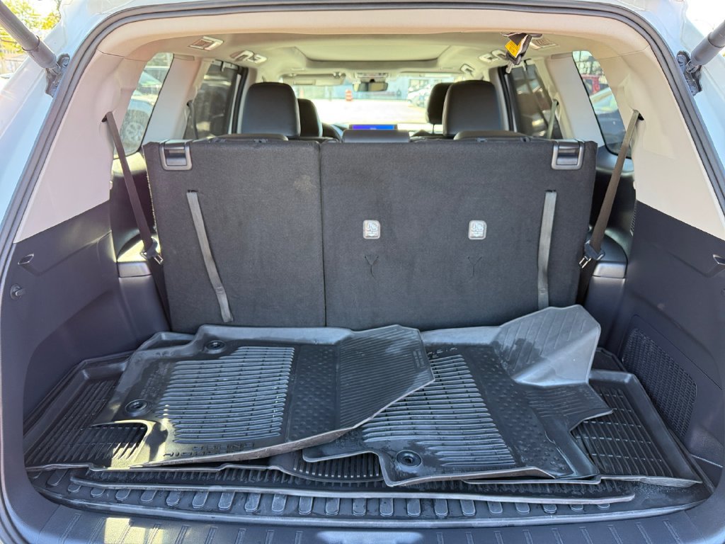Used 2025 Toyota Grand Highlander AWD image 26