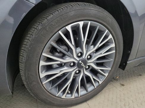 Used 2023 Kia Forte GT-Line image 31