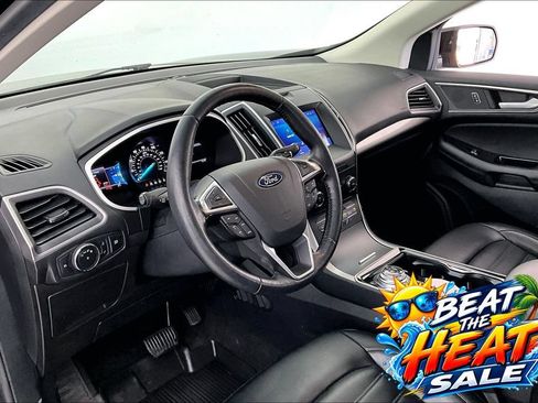 Used 2020 Ford Edge SEL w/ Cold Weather Package AWD/4WD image 16
