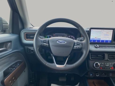 Used 2023 Ford Maverick Lariat w/ Lariat Luxury Package image 13