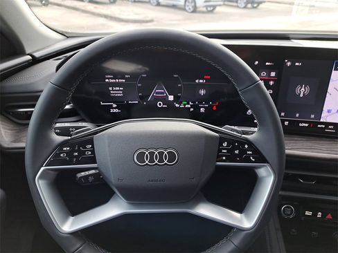 New 2025 Audi Q5 2.0T Premium Plus image 8