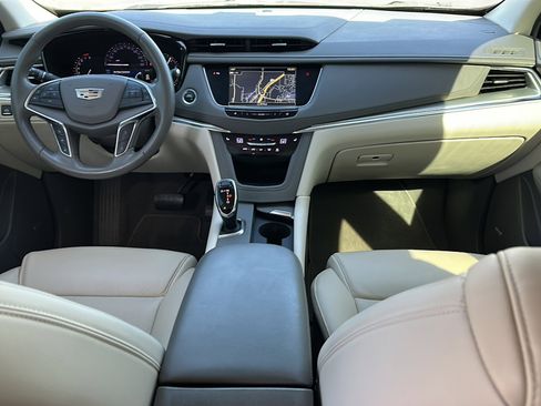 Used 2019 Cadillac XT5 Luxury image 20