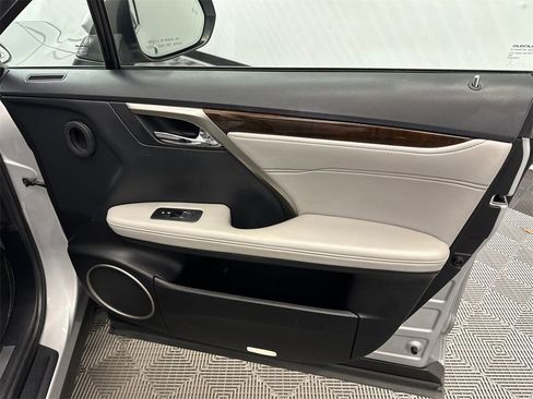 Used 2019 Lexus RX 350 FWD w/ Navigation Package image 16