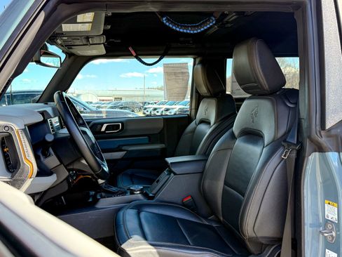 Certified 2022 Ford Bronco Badlands image 16